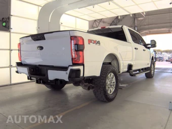2024 Ford Super Duty F-350 XLT Crew Cab Long Bed - miniatura 4