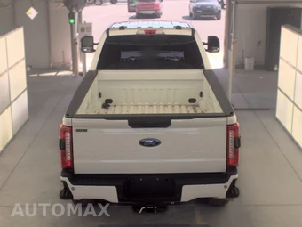 2024 Ford Super Duty F-350 XLT Crew Cab Long Bed - miniatura 5