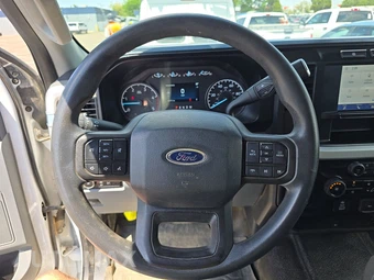 2024 Ford Super Duty F-350 XLT Crew Cab Long Bed - miniatura 10