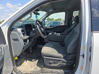2024 Ford Super Duty F-350 XLT Crew Cab Long Bed - miniatura 7