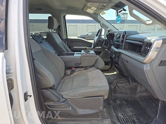 2024 Ford Super Duty F-350 XLT Crew Cab Long Bed - miniatura 8