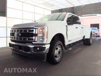 2024 Ford Super Duty F-350 XLT Crew Cab Long Bed DRW