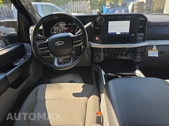 2024 Ford Super Duty F-350 XLT Crew Cab Long Bed DRW - miniatura 14
