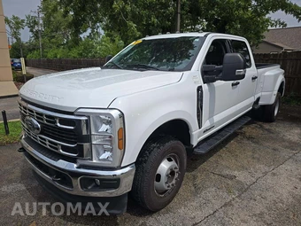 2024 Ford Super Duty F-350 XLT Crew Cab Long Bed DRW