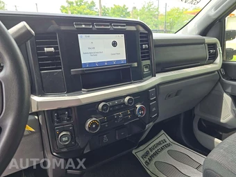 2024 Ford Super Duty F-350 XLT Crew Cab Long Bed DRW - miniatura 10