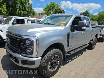2024 Ford Super Duty F-350 XLT Crew Cab Medium Bed
