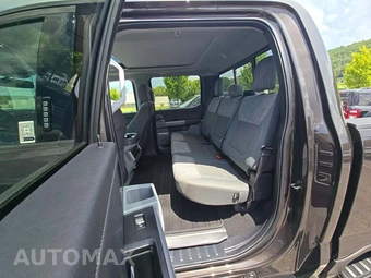 2024 Ford Super Duty F-350 XLT Crew Cab Medium Bed - miniatura 10
