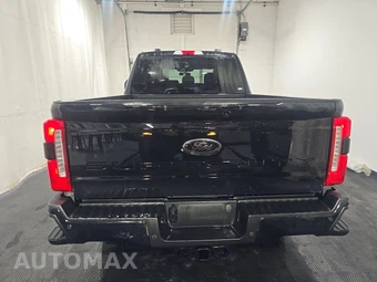 2024 Ford Super Duty F-350 XLT Crew Cab Medium Bed - miniatura 5