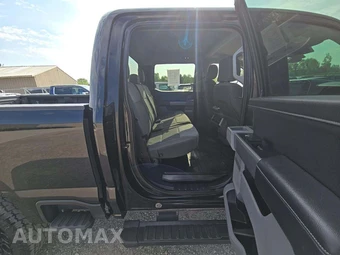 2024 Ford Super Duty F-350 XLT Crew Cab Medium Bed - miniatura 13