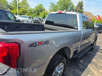 2024 Ford Super Duty F-350 XLT Crew Cab Medium Bed - miniatura 3