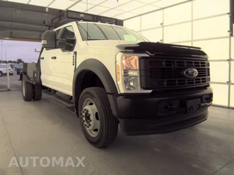 2024 Ford Super Duty F-450 Cab Chassis XL Crew Cab DRW - miniatura 3