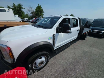 2024 Ford Super Duty F-450 Cab Chassis XL Crew Cab DRW