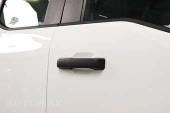 2024 Ford Super Duty F-450 Cab Chassis XL Extended Cab w/Rear Doors DRW - miniatura 11