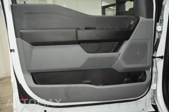 2024 Ford Super Duty F-450 Cab Chassis XL Extended Cab w/Rear Doors DRW - miniatura 33