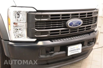 2024 Ford Super Duty F-450 Cab Chassis XL Extended Cab w/Rear Doors DRW - miniatura 7