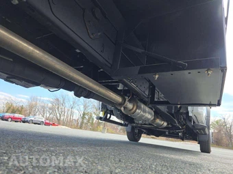 2024 Ford Super Duty F-450 Cab Chassis XL Regular Cab DRW - miniatura 11