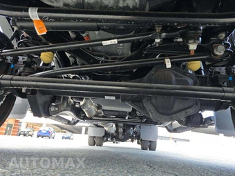 2024 Ford Super Duty F-450 Cab Chassis XL Regular Cab DRW - miniatura 14