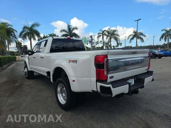 2024 Ford Super Duty F-450 Limited Crew Cab Long Bed DRW - miniatura 2