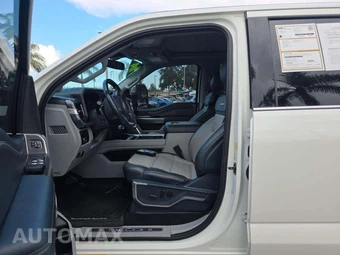 2024 Ford Super Duty F-450 Limited Crew Cab Long Bed DRW - miniatura 6