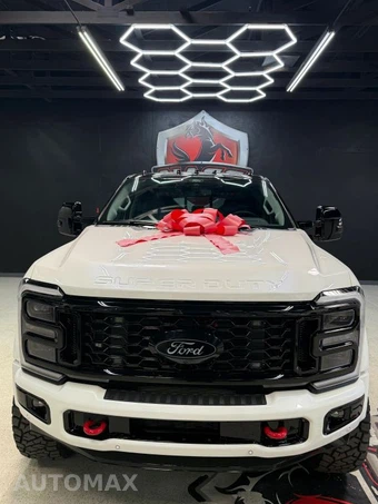 2024 Ford Super Duty F-450 Limited Crew Cab Long Bed DRW - miniatura 10