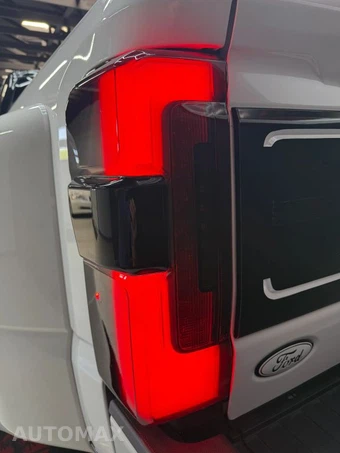 2024 Ford Super Duty F-450 Limited Crew Cab Long Bed DRW - miniatura 27