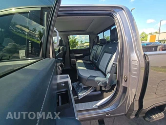 2024 Ford Super Duty F-450 Limited Crew Cab Long Bed DRW - miniatura 13