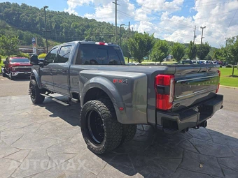 2024 Ford Super Duty F-450 Limited Crew Cab Long Bed DRW - miniatura 2