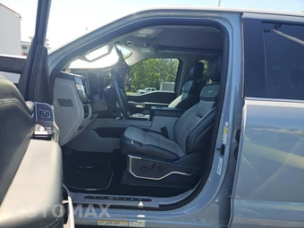 2024 Ford Super Duty F-450 Limited Crew Cab Long Bed DRW - miniatura 6