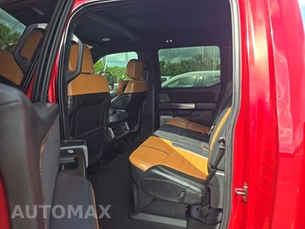 2024 Ford Super Duty F-450 Platinum Crew Cab Long Bed DRW - miniatura 13