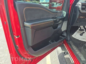2024 Ford Super Duty F-450 Platinum Crew Cab Long Bed DRW - miniatura 9