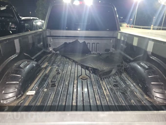 2024 Ford Super Duty F-450 Platinum Crew Cab Long Bed DRW - miniatura 23