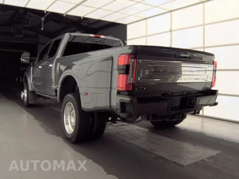 2024 Ford Super Duty F-450 Platinum Crew Cab Long Bed DRW - miniatura 8