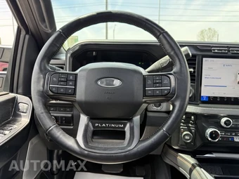 2024 Ford Super Duty F-450 Platinum Crew Cab Long Bed DRW - miniatura 17
