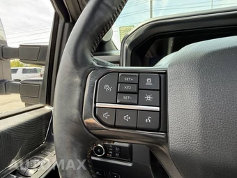 2024 Ford Super Duty F-450 Platinum Crew Cab Long Bed DRW - miniatura 19