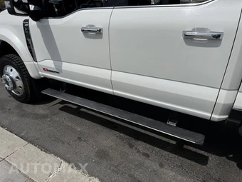 2024 Ford Super Duty F-450 Platinum Crew Cab Long Bed DRW - miniatura 36