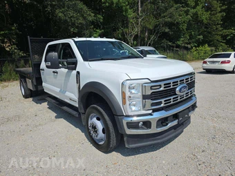 2024 Ford Super Duty F-550 Cab Chassis XL Crew Cab DRW - miniatura 4