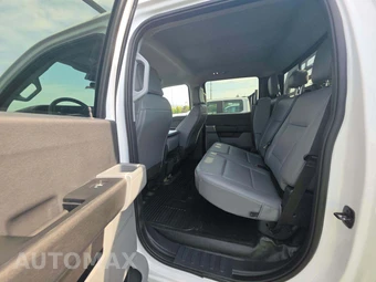 2024 Ford Super Duty F-550 Cab Chassis XL Crew Cab DRW - miniatura 13