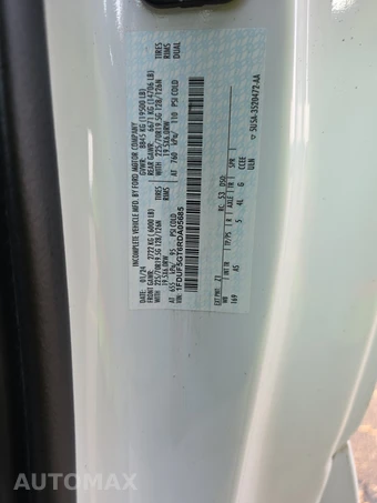 2024 Ford Super Duty F-550 Cab Chassis XL Regular Cab DRW - miniatura 13