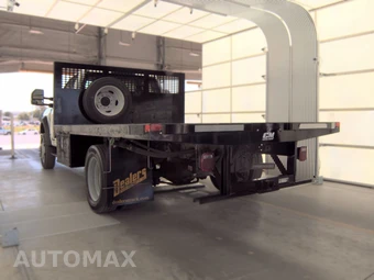 2024 Ford Super Duty F-550 Cab Chassis XL Regular Cab DRW - miniatura 6