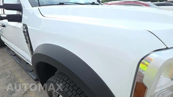2024 Ford Super Duty F-550 Cab Chassis XLT Crew Cab DRW - miniatura 21