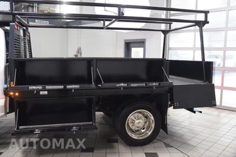 2024 Ford Super Duty F-550 Cab Chassis XLT Crew Cab DRW - miniatura 43