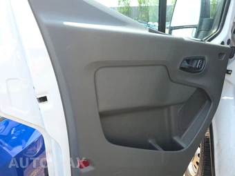 2024 Ford Transit 150 Cargo Van Low Roof 130.0" WB - miniatura 9