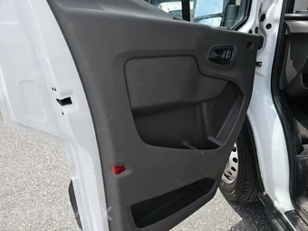2024 Ford Transit 250 Cargo Van High Roof 148.0" WB - miniatura 9