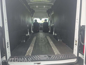 2024 Ford Transit 250 Cargo Van High Roof 148.0" WB - miniatura 12