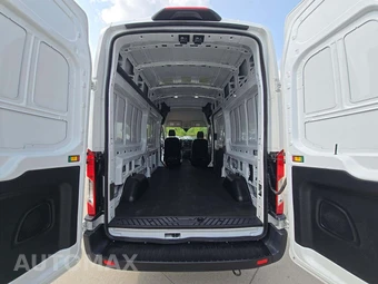 2024 Ford Transit 250 Cargo Van High Roof - miniatura 10