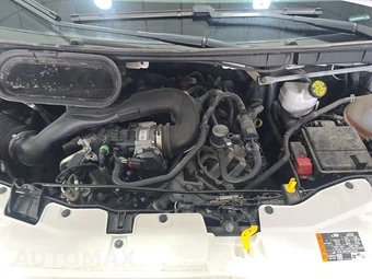 2024 Ford Transit 250 Cargo Van High Roof - miniatura 15