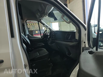 2024 Ford Transit 250 Cargo Van High Roof - miniatura 8