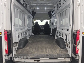 2024 Ford Transit 250 Cargo Van High Roof - miniatura 15