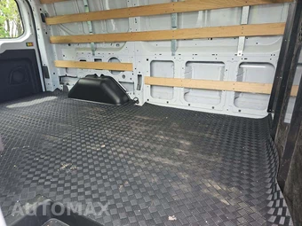 2024 Ford Transit 250 Cargo Van Low Roof 130.0" WB - miniatura 12