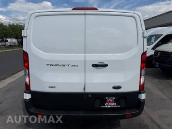 2024 Ford Transit 250 Cargo Van Low Roof 130.0" WB - miniatura 6